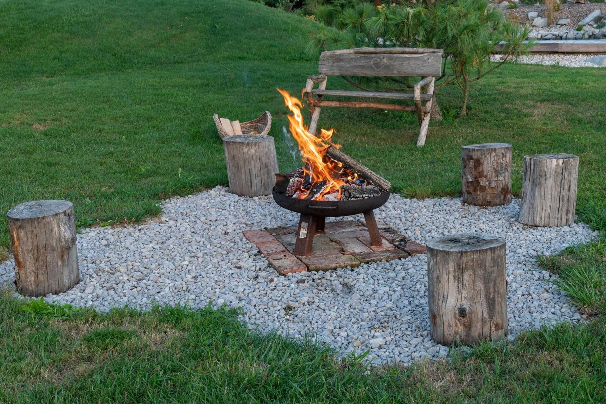 Glamping Happiness With Natural Pool Ribnica Kültér fotó